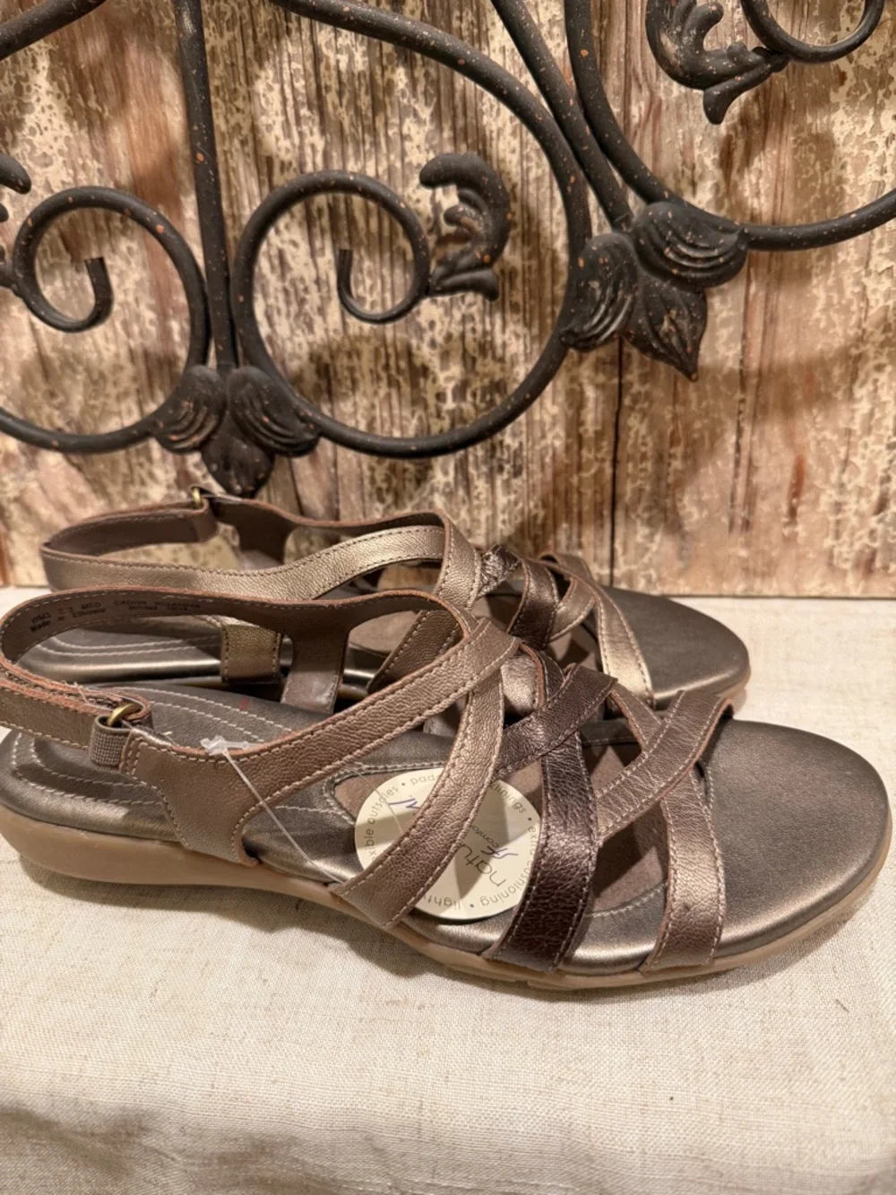 Natural Soul Women's Bronze Strappy Slingback Sandals 7.5 - Picture 8 of 9